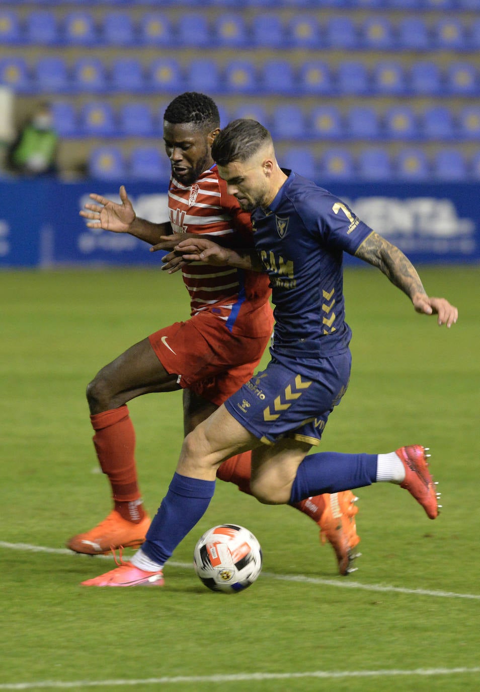 Fotos: La victoria del UCAM sobre el Recreativo Granada, en imágenes