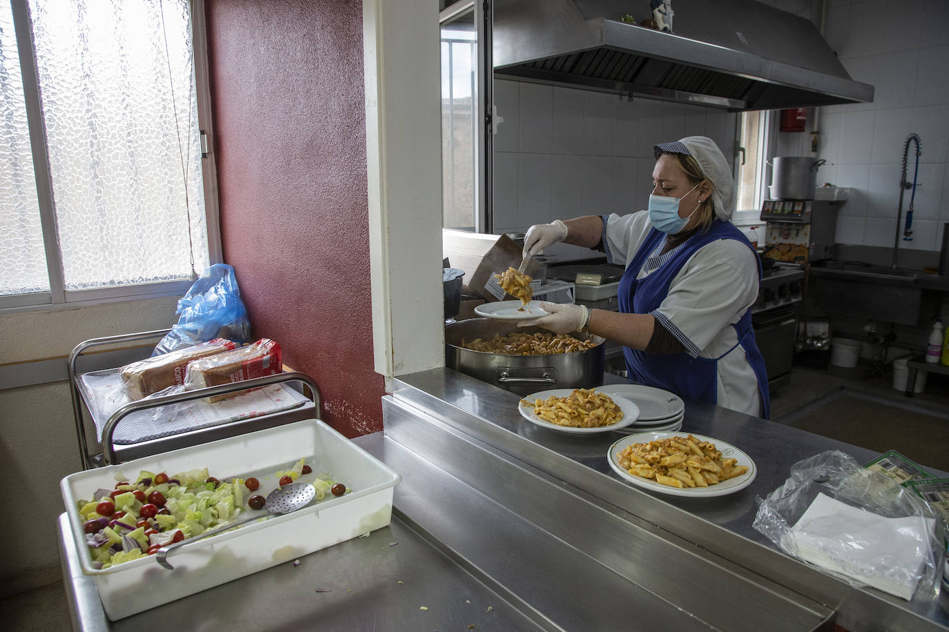 Fotos: Más de 1.100 personas reciben ayuda social en Cartagena por la ola de frío