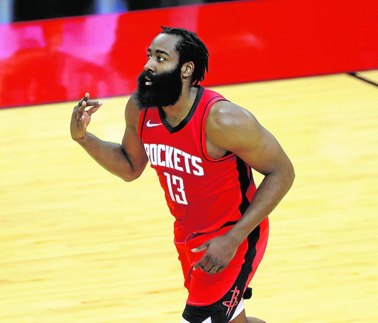 Harden, en su último partido con los Rockets. 