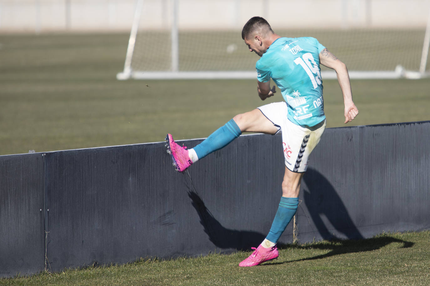 Fotos: El Murcia logra un triunfo de oro en Granada