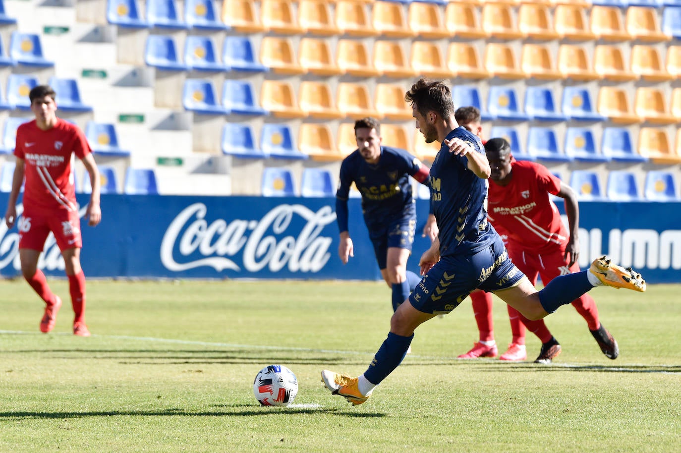 Fotos: El UCAM CF- Sevilla Atlético, en imágenes