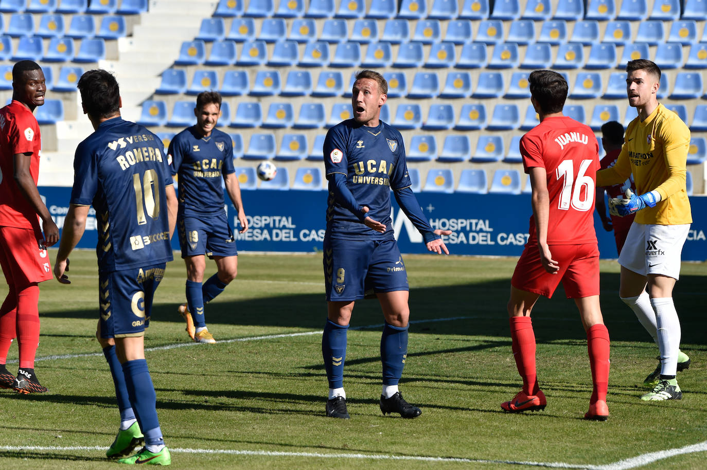 Fotos: El UCAM CF- Sevilla Atlético, en imágenes