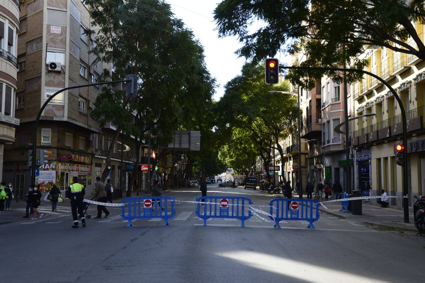 Avenida Floridablanca cortada al tráfico. 