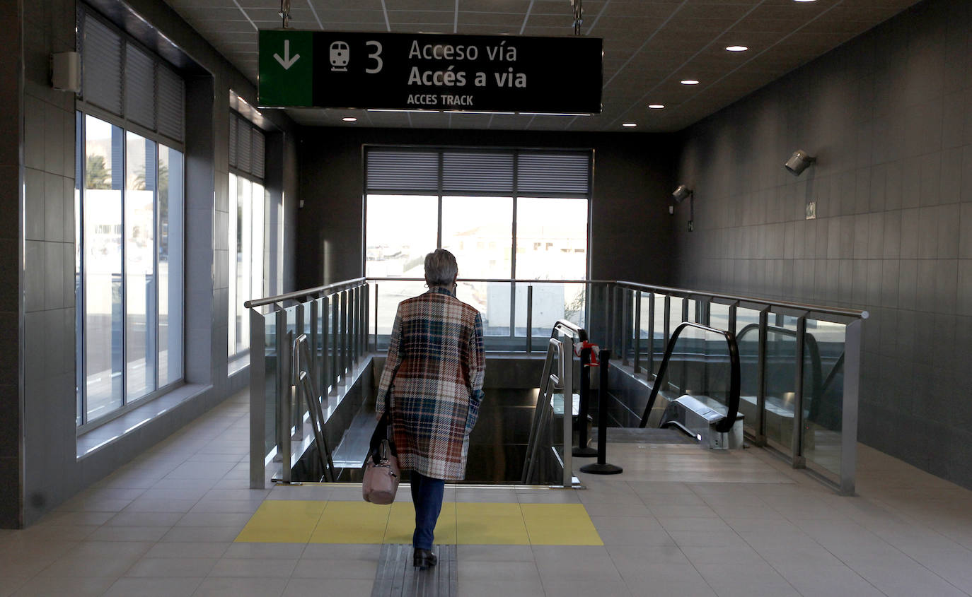 Fotos: Renfe rebaja el servicio de trenes por Cieza para potenciar el AVE por Orihuela