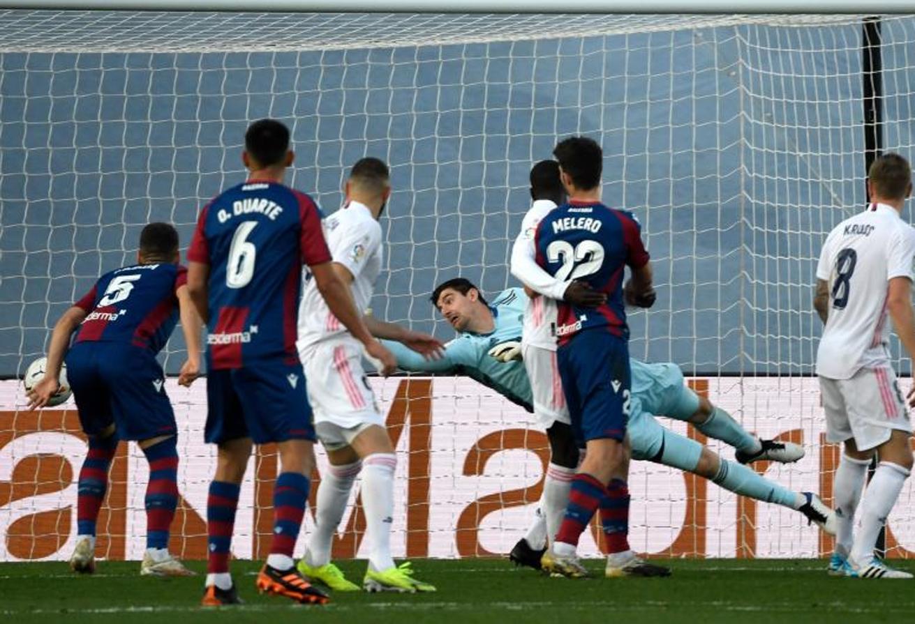 Fotos: Las mejores imágenes del Real Madrid-Levante