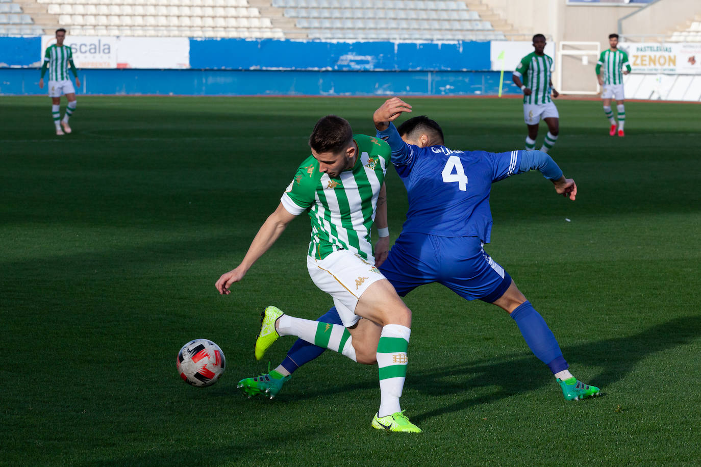 Fotos: El Lorca Deportiva cae ante el Betis