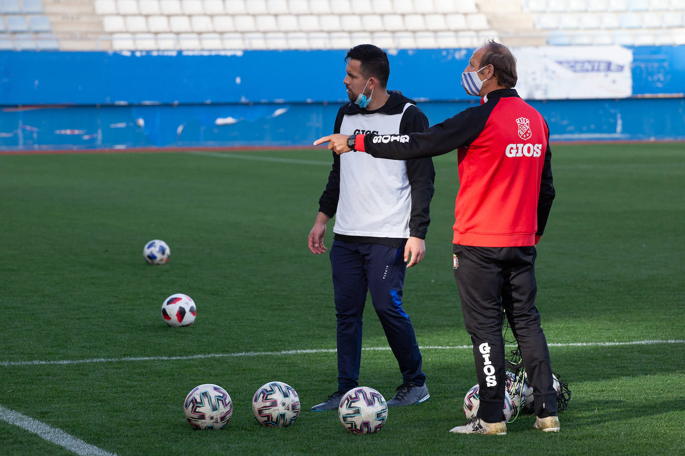 Fotos: El Lorca Deportiva cae ante el Betis