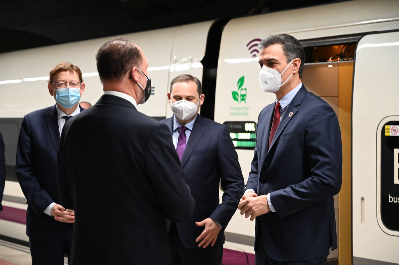 Fotos: Inauguración de la línea de AVE Orihuela-Madrid que contó con la presencia de Pedro Sánchez