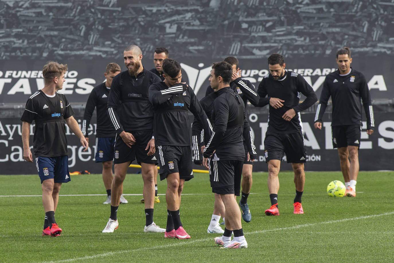 Fotos: Azeez entrena con el Efesé