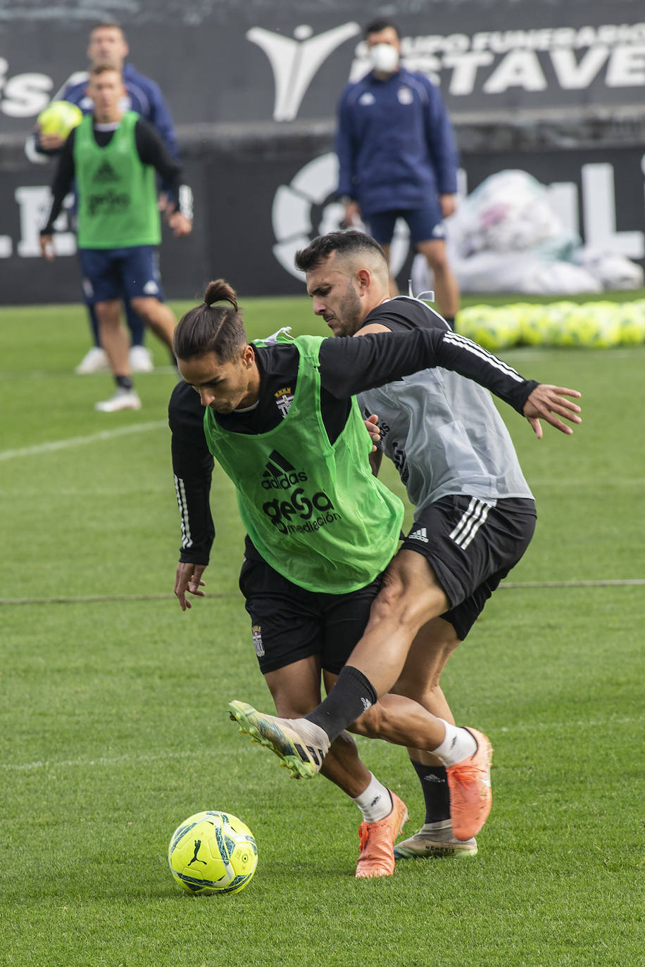 Fotos: Azeez entrena con el Efesé