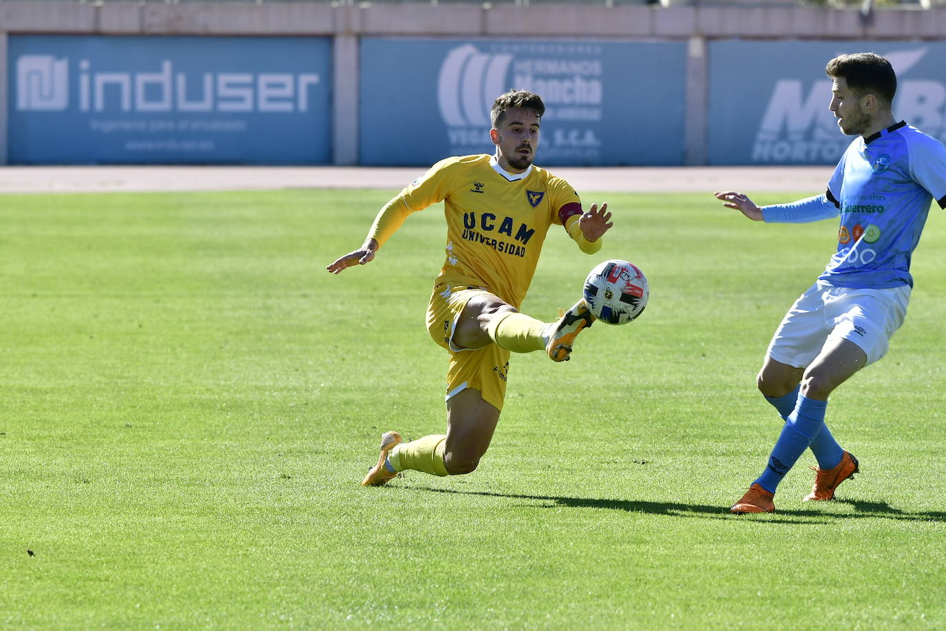 Fotos: La falta de puntería condena a un UCAM que no sale de su mala racha