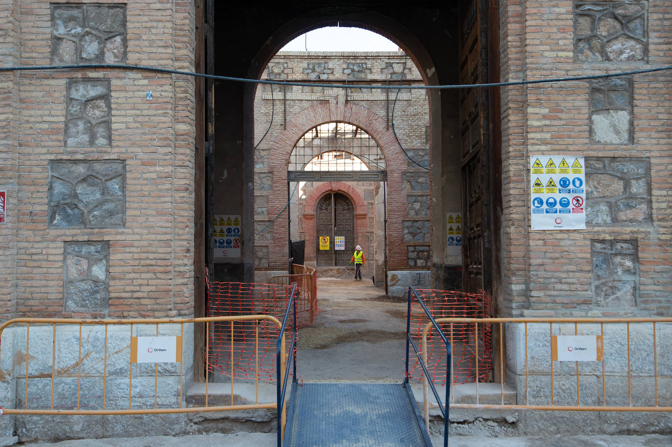 Fotos: La corporación municipal visita las obras de la Cárcel Vieja de Murcia