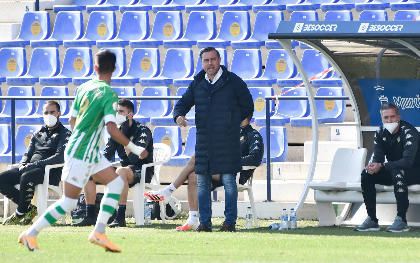 Fotos: El empate entre el UCAM Murcia CF y el Betis, en imágenes