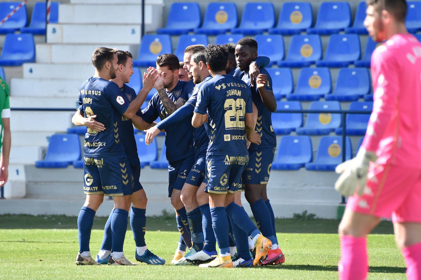 Fotos: El empate entre el UCAM Murcia CF y el Betis, en imágenes