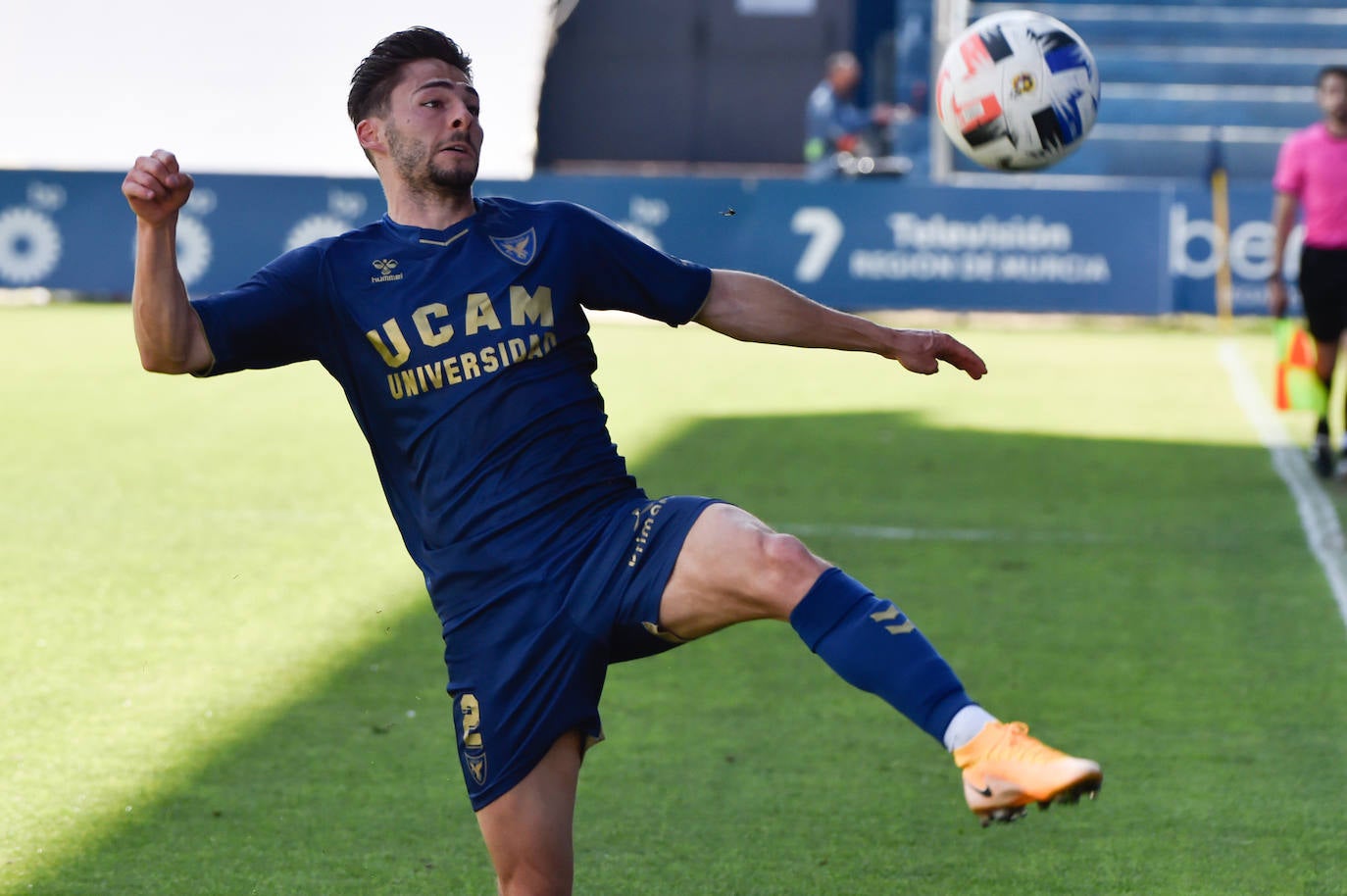 Fotos: El empate entre el UCAM Murcia CF y el Betis, en imágenes