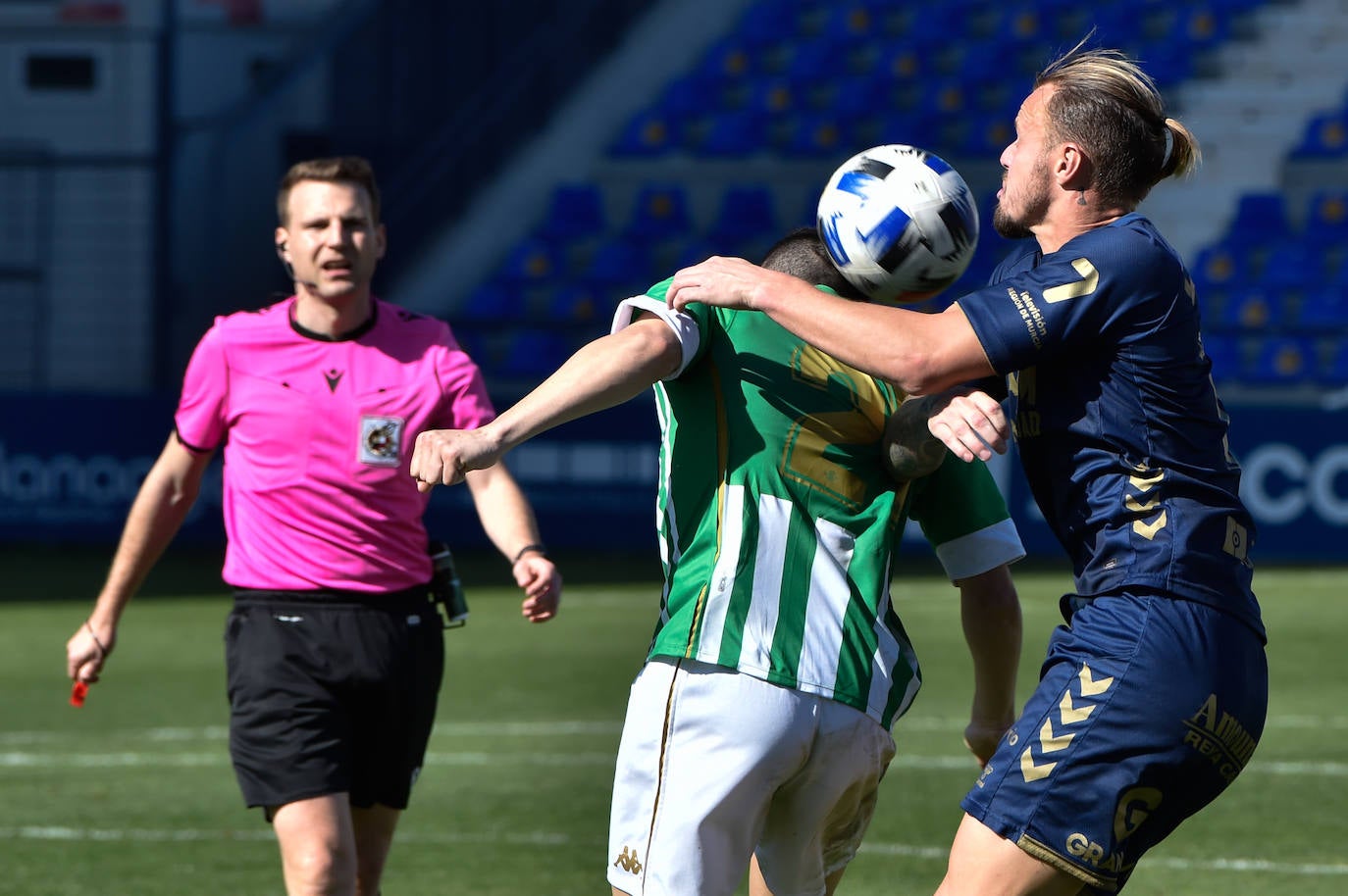 Fotos: El empate entre el UCAM Murcia CF y el Betis, en imágenes