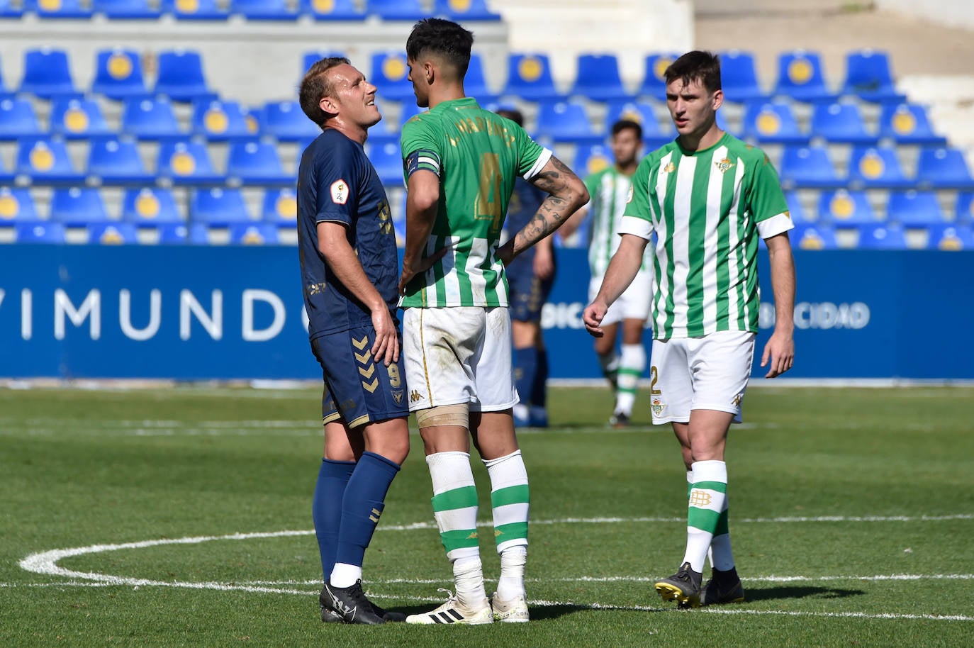 Fotos: El empate entre el UCAM Murcia CF y el Betis, en imágenes