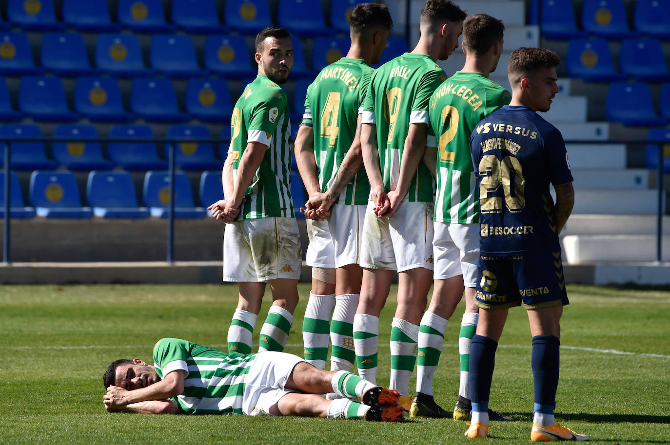 Fotos: El empate entre el UCAM Murcia CF y el Betis, en imágenes