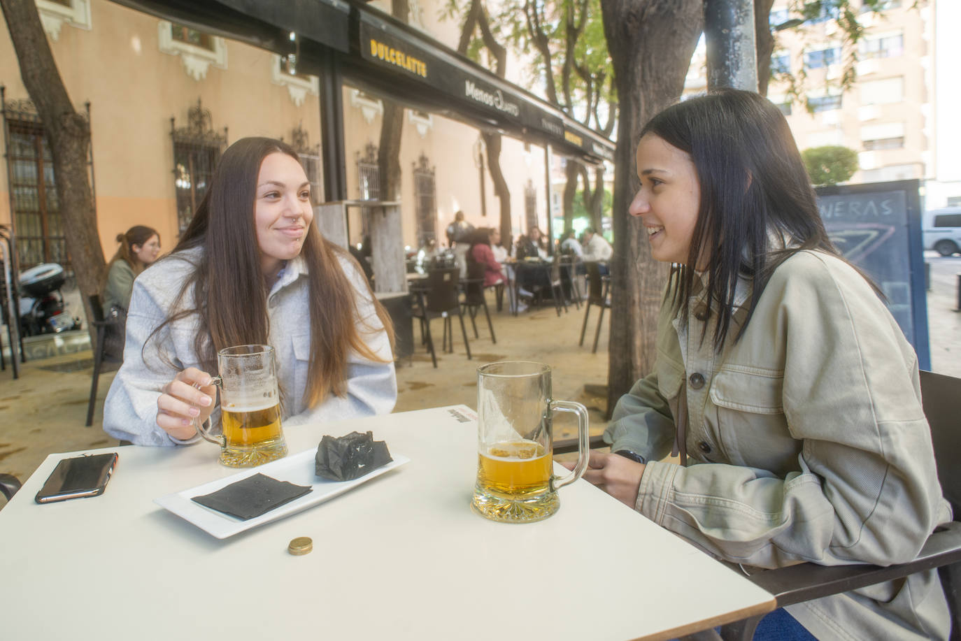 Fotos: Ambiente en las terrazas de Murcia el segundo día de su reapertura