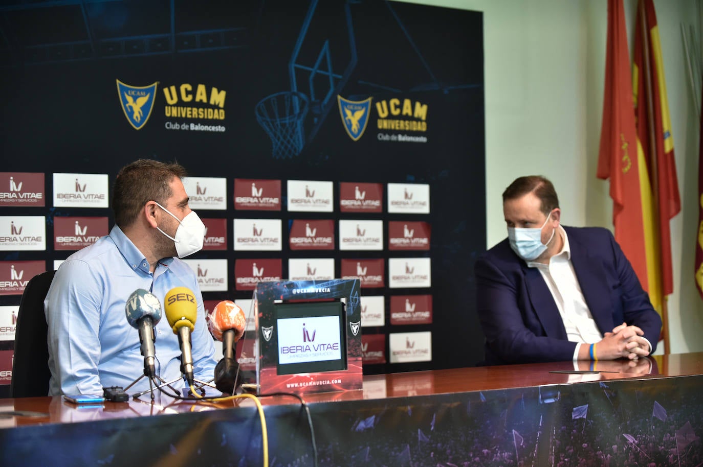 Fotos: El UCAM CB presenta a Isaiah Taylor como nuevo jugador este jueves