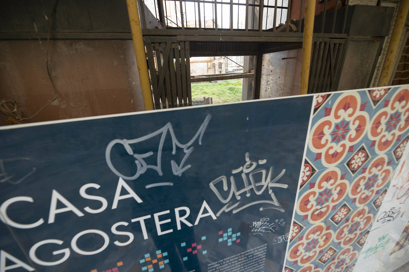 Fotos: Urbanismo tramita la caducidad de la licencia de obra de la Casa Llagostera de Cartagena