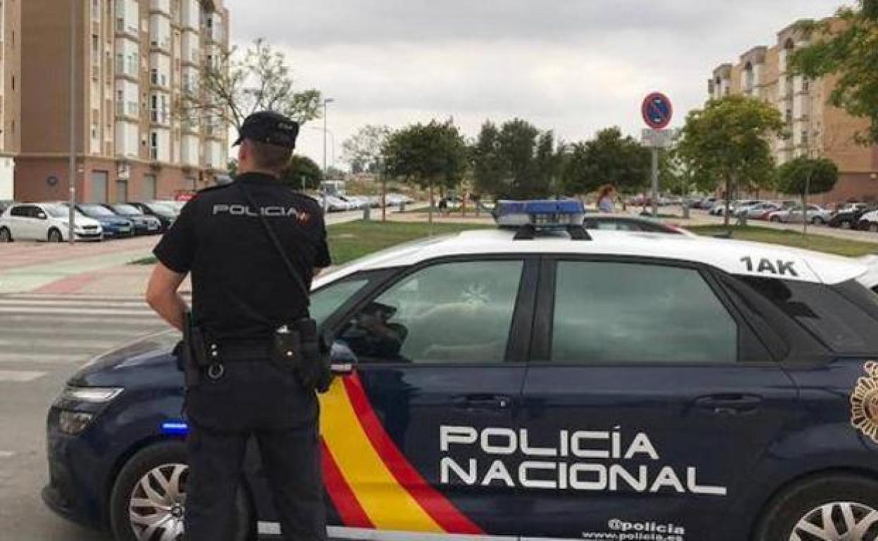 Un agente de la Policía Nacional, en una fotografía de archivo. 