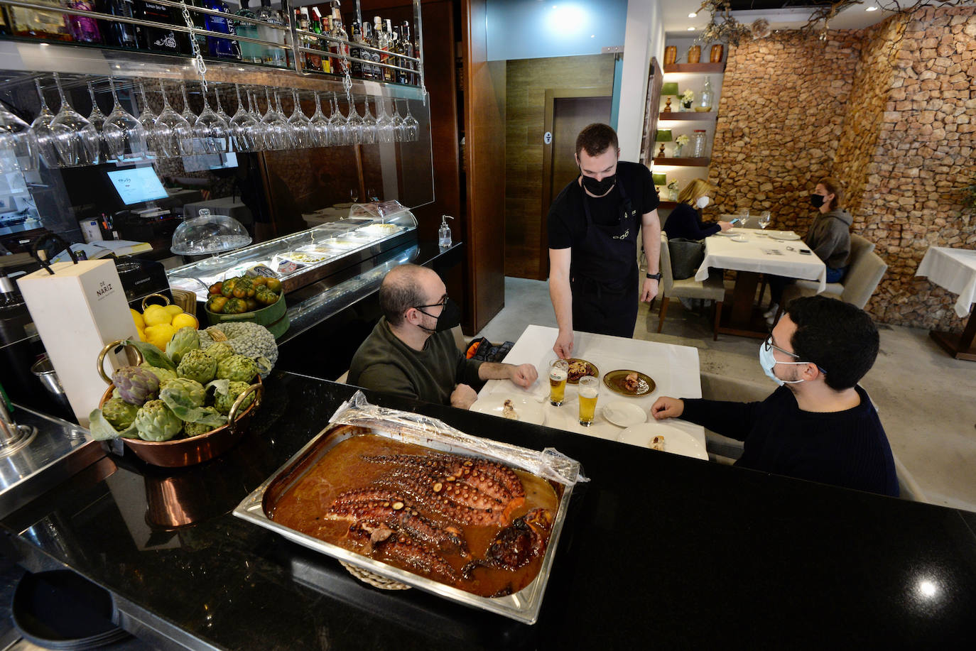 Fotos: Abre el interior de los bares y restaurantes de Murcia y otros 36 municipios