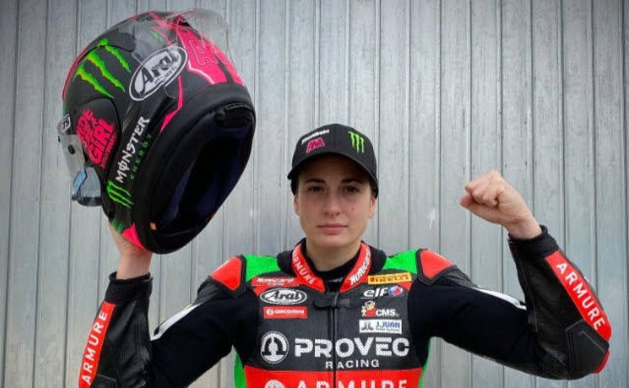 La piloto ceheginera Ana Carrasco.