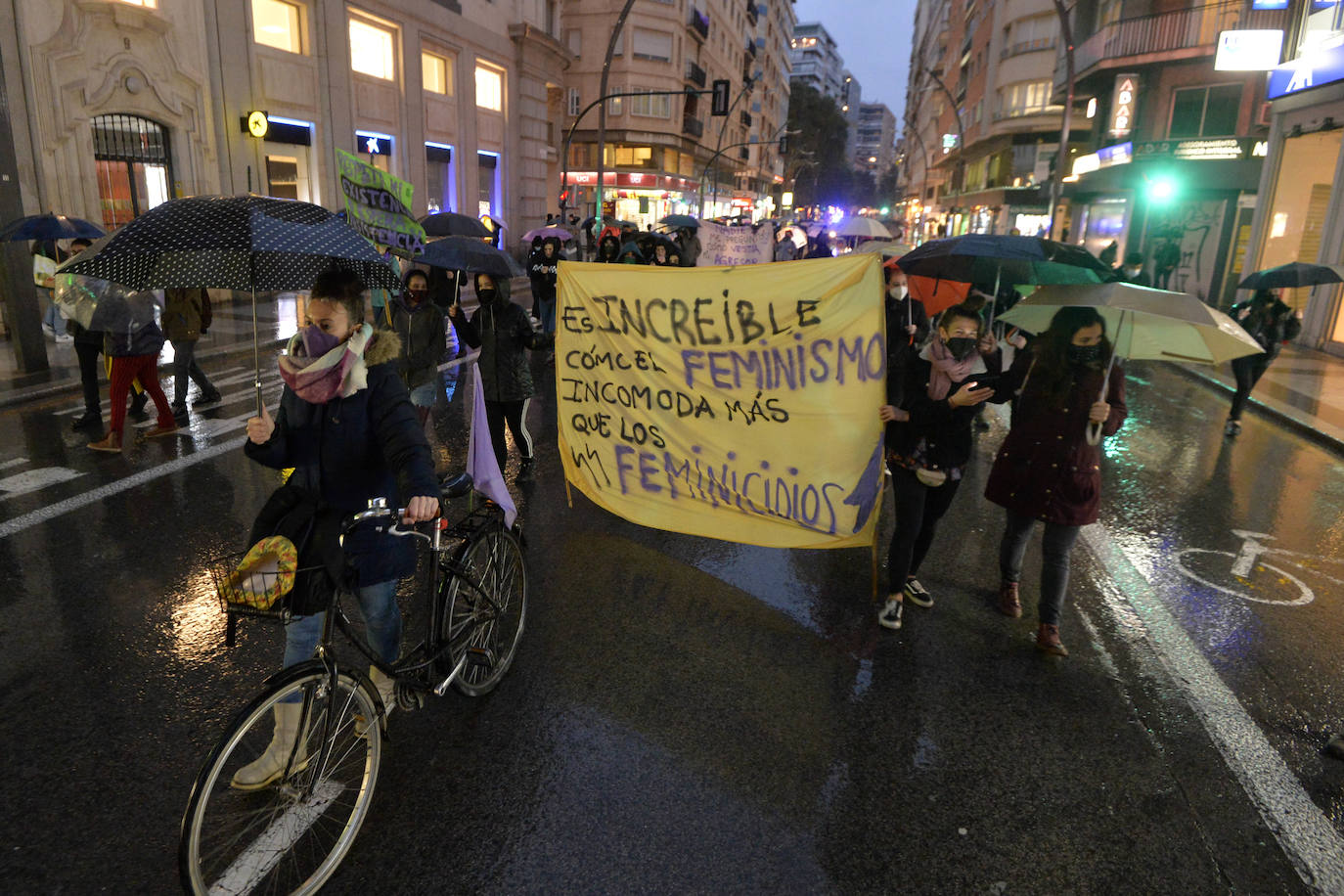 Fotos: Manifestación en Murcia por el Día de la Mujer