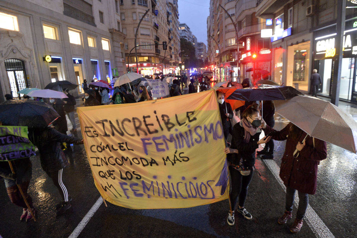 Fotos: Manifestación en Murcia por el Día de la Mujer