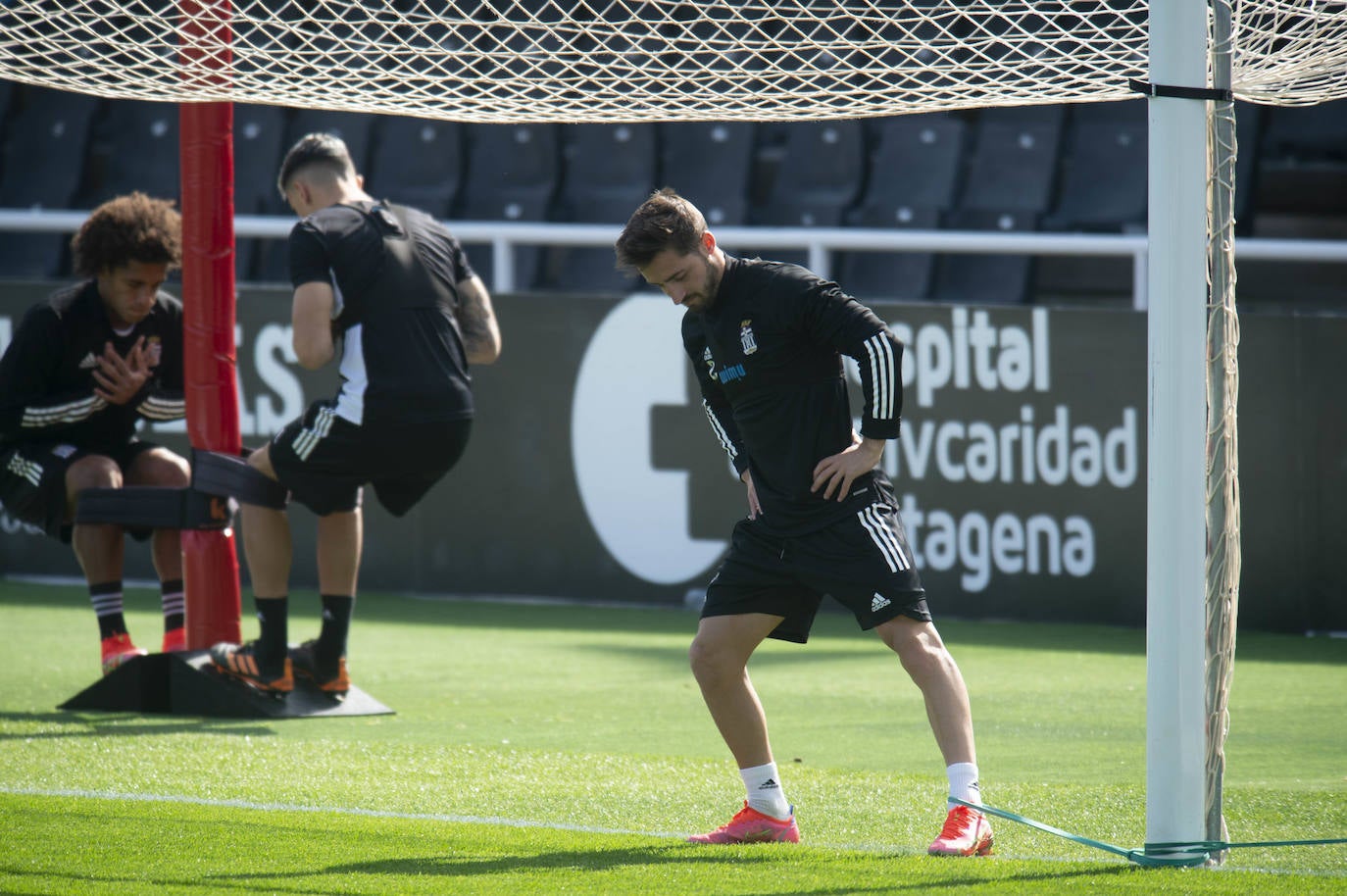 Fotos: El Cartagena se entrena para enfrentarse a la Ponferradina