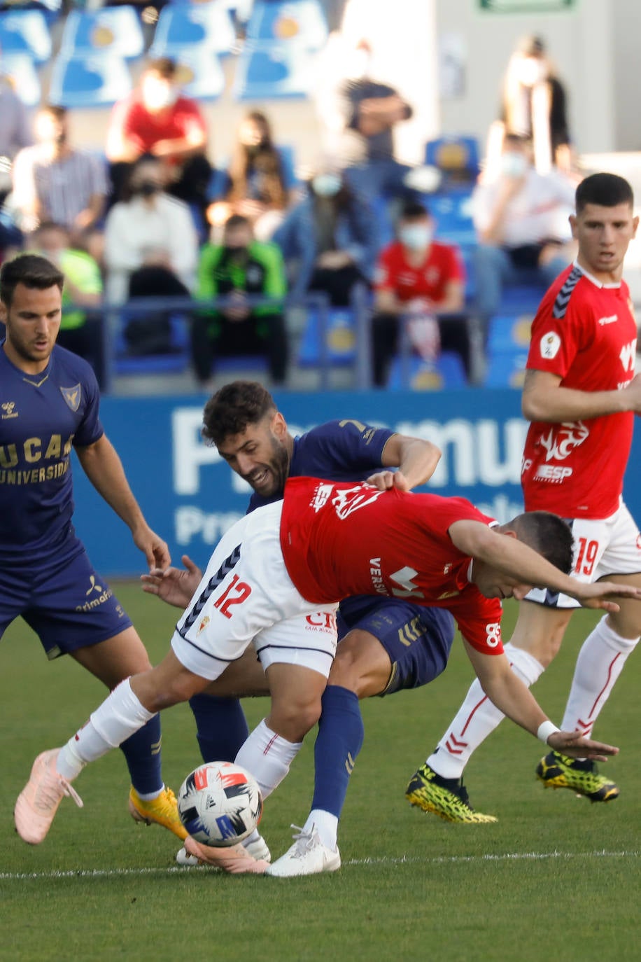 Fotos: El empate entre el UCAM Murcia y el Real Murcia, en imágenes