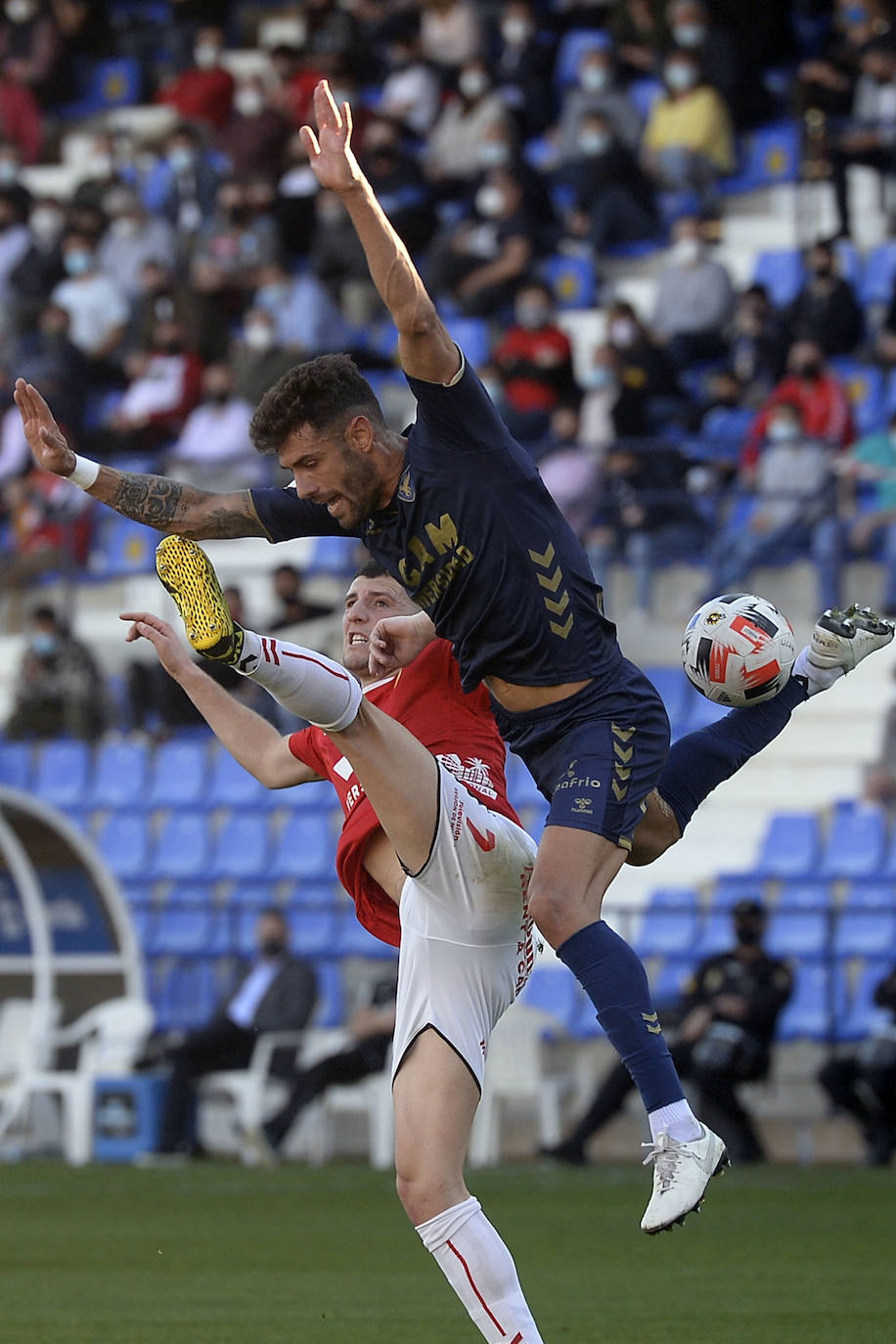 Fotos: El empate entre el UCAM Murcia y el Real Murcia, en imágenes