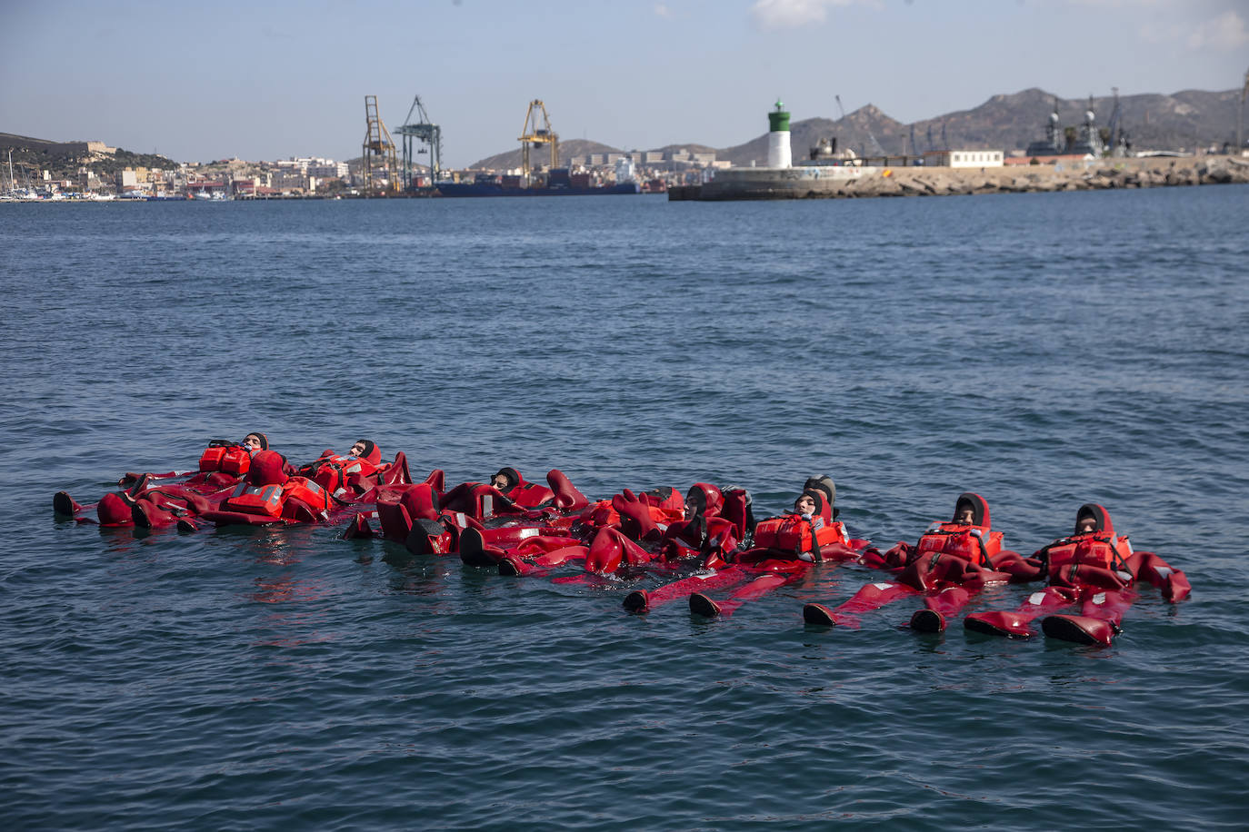 Fotos: El instituto Hespérides logra el reconocimiento mundial de 3 ciclos de FP