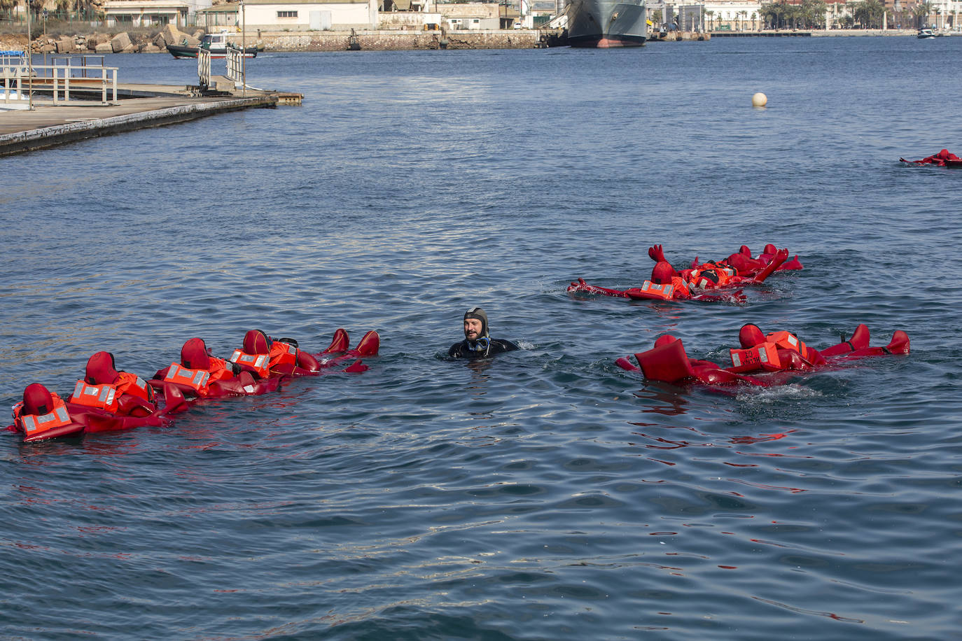 Fotos: El instituto Hespérides logra el reconocimiento mundial de 3 ciclos de FP