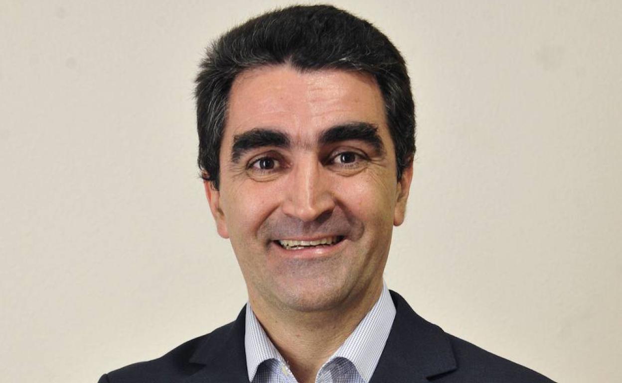 Miguel López-Morell. 