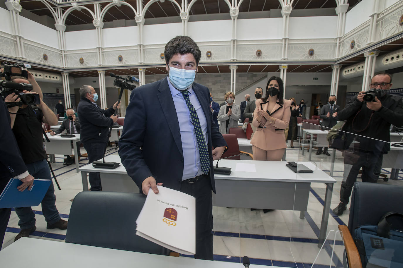 Fotos: Debate de la moción de censura en la Asamblea regional