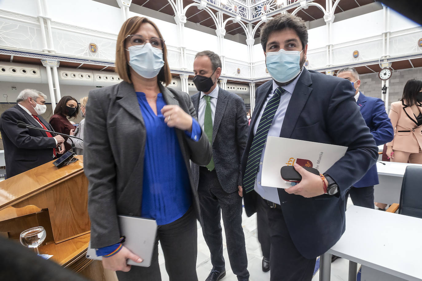 Fotos: Debate de la moción de censura en la Asamblea regional