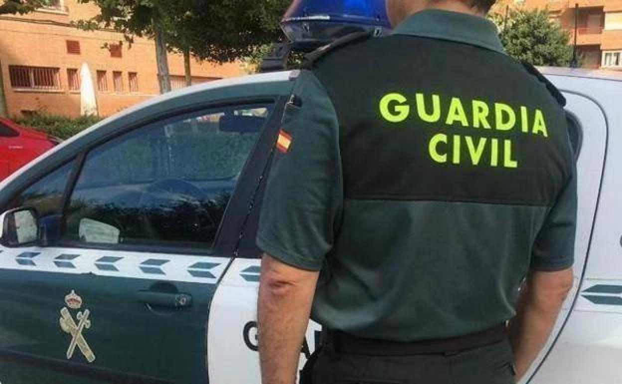 Un agente de la Guardia Civil. 