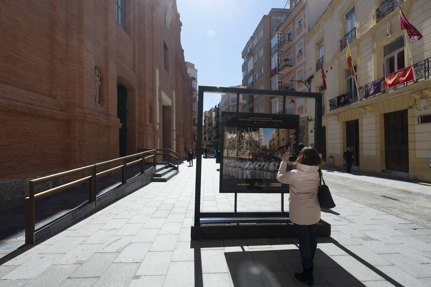 Fotos: El Ayuntamiento de Cartagena y el diario La Verdad tran la Semana Santa a las calles de la ciudad