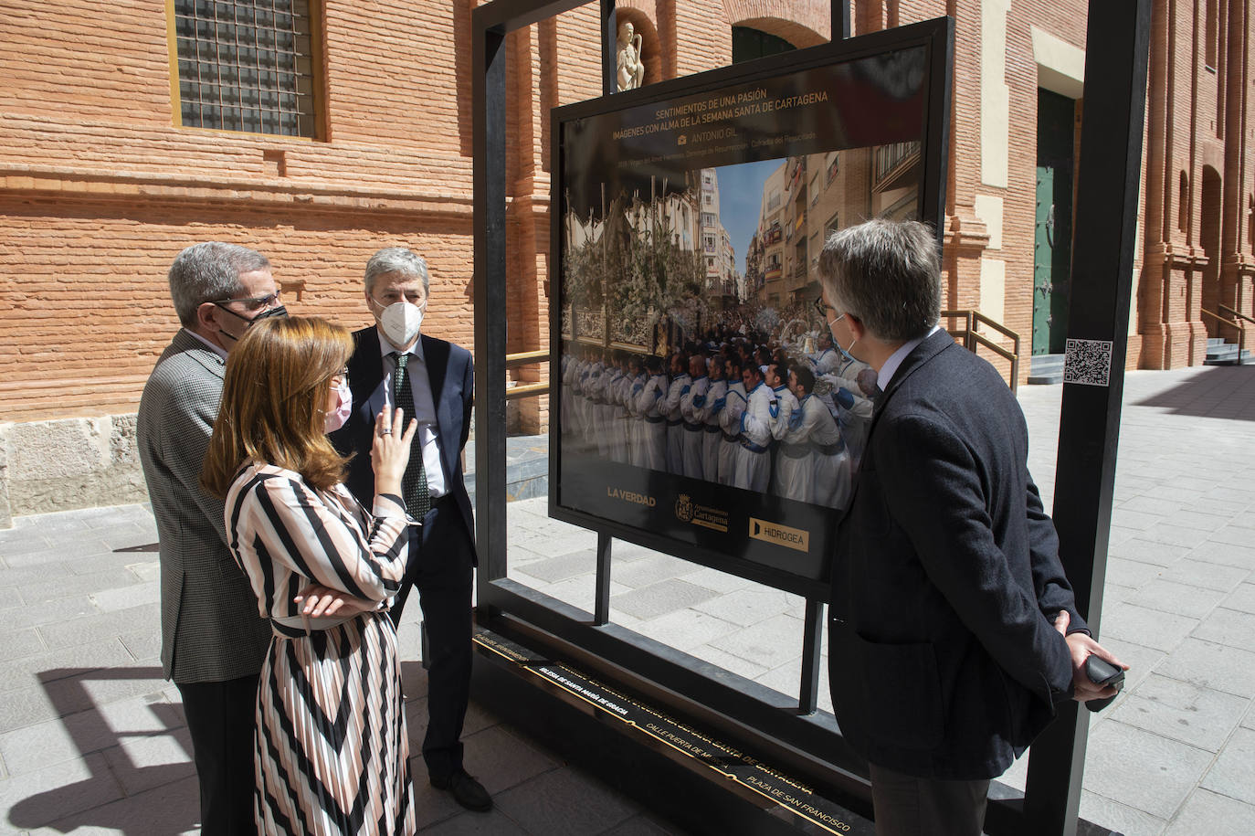 Fotos: El Ayuntamiento de Cartagena y el diario La Verdad tran la Semana Santa a las calles de la ciudad