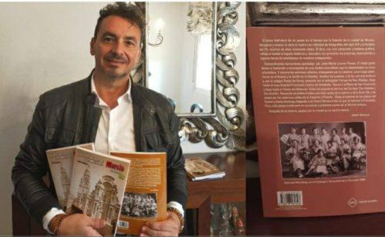 Javier Delmuro, autor de la publicación 'Imágenes antiguas de Murcia y sus murcianos. La Historia'.