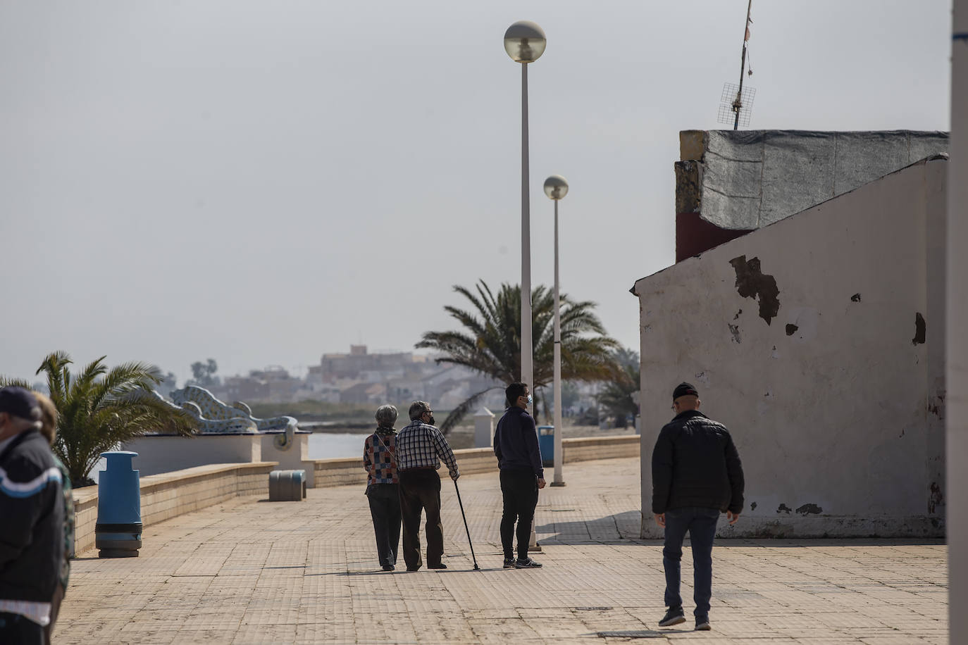 Fotos: Los dueños de la primera casa de Los Nietos con orden de derribo se niegan a entregar las llaves