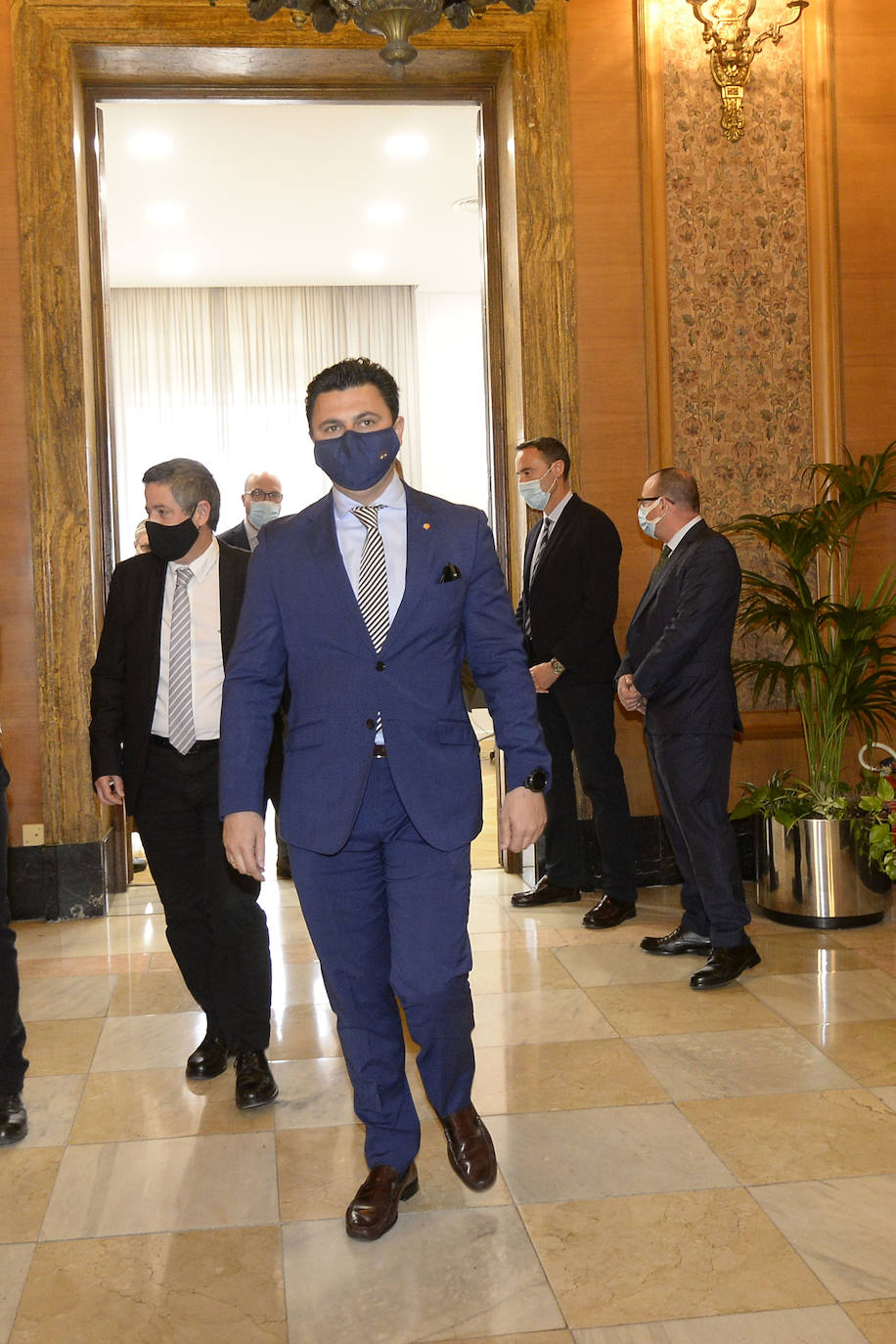 Fotos: Sale adelante la moción de censura en el Ayuntamiento de Murcia: José Antonio Serrano, nuevo alcalde