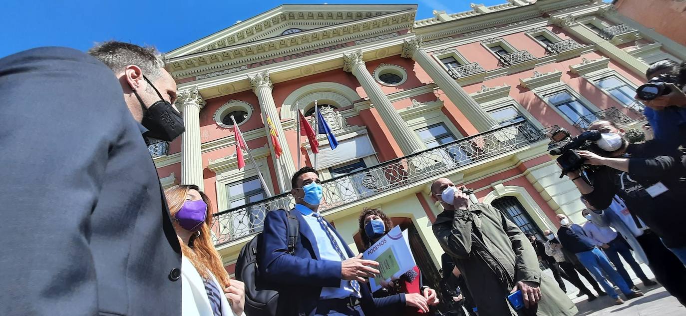 Fotos: Sale adelante la moción de censura en el Ayuntamiento de Murcia: José Antonio Serrano, nuevo alcalde