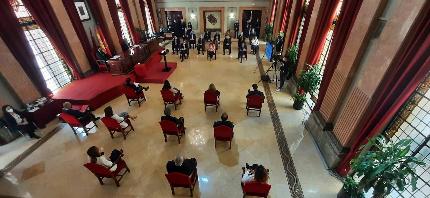 Fotos: Sale adelante la moción de censura en el Ayuntamiento de Murcia: José Antonio Serrano, nuevo alcalde