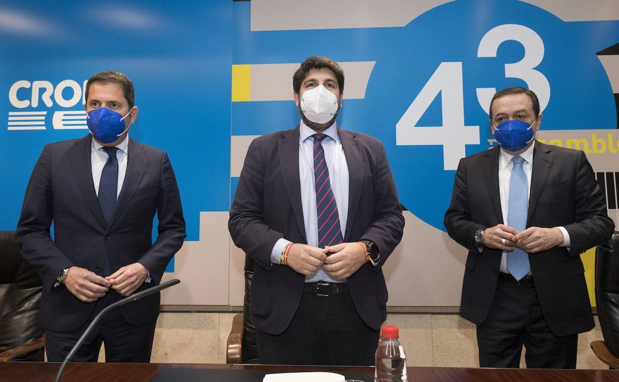 El presidente de la Comunidad, Fernando López Miras, en la clausura de la 43ª Asamblea General de Croem.