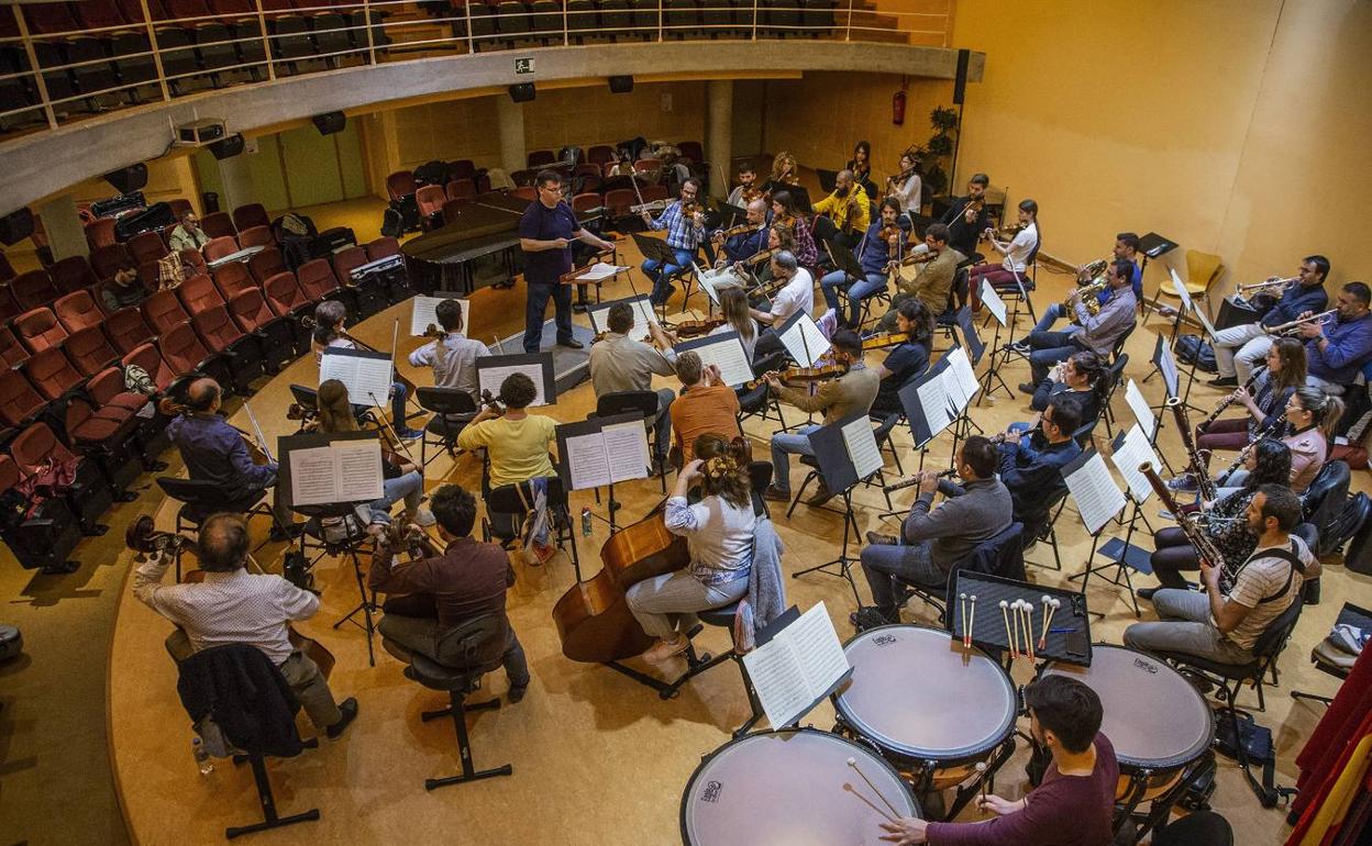 Imagen de archivo de un ensayo de la Orquesta Sinfónica de Cartagena. 