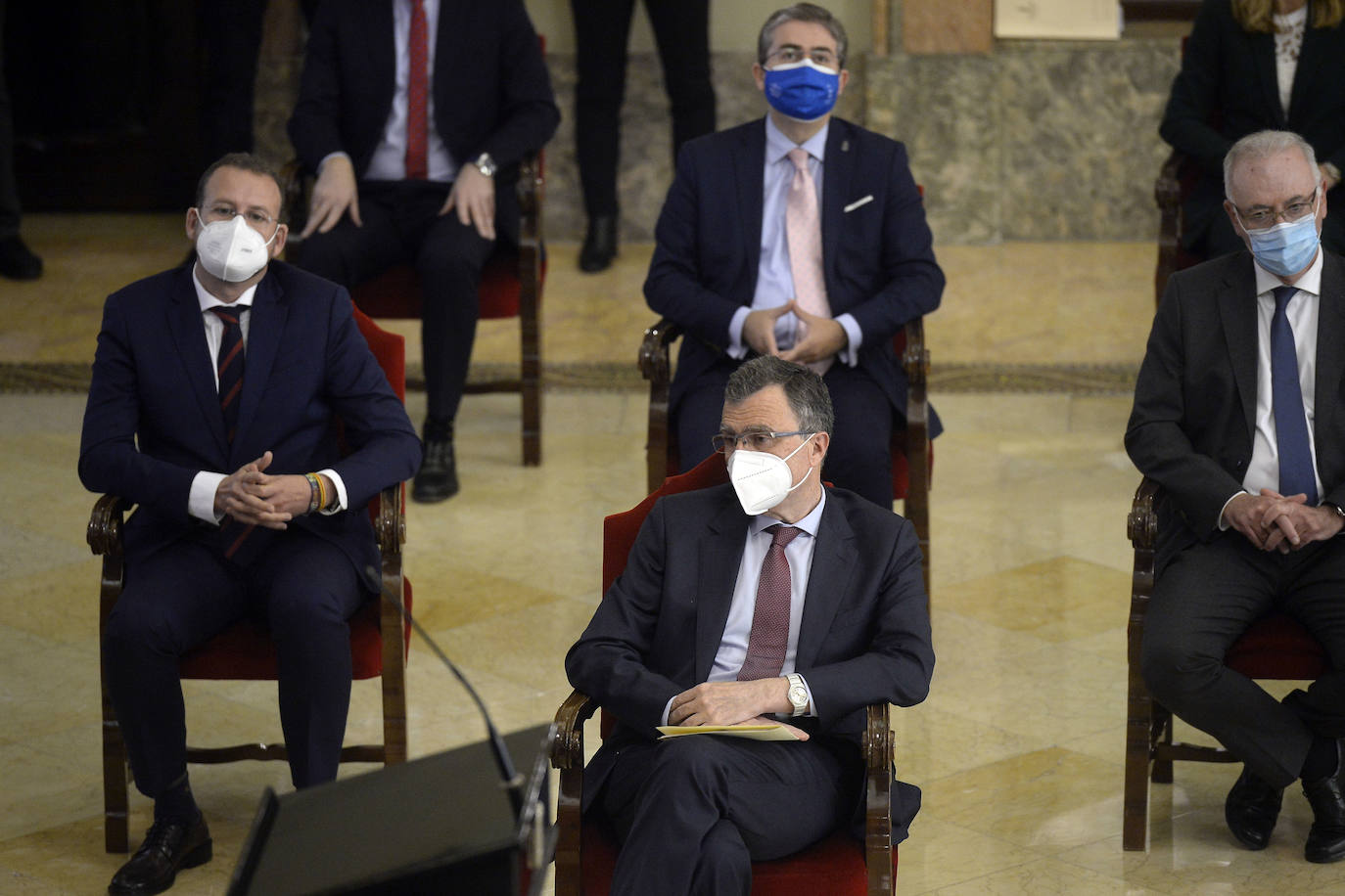 Fotos: Sale adelante la moción de censura en el Ayuntamiento de Murcia: José Antonio Serrano, nuevo alcalde