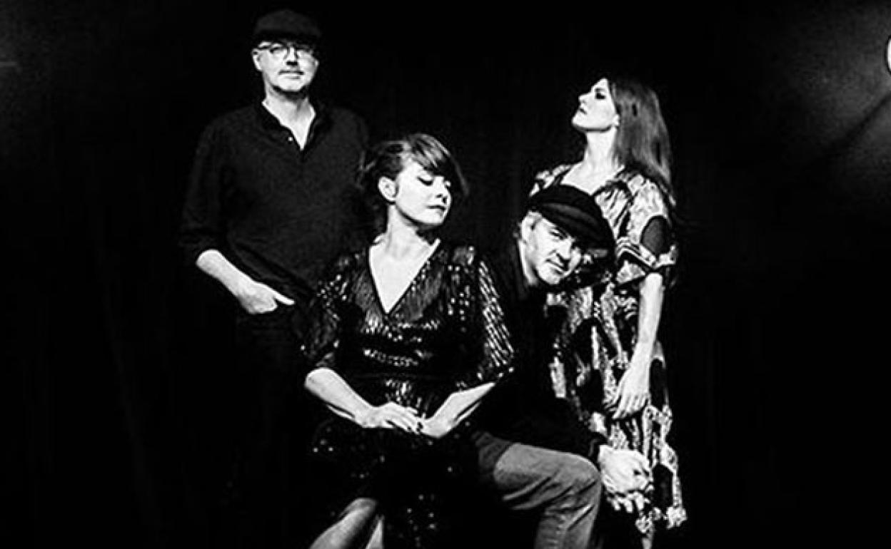 Los cuatro componentes de Nouvelle Vague. 